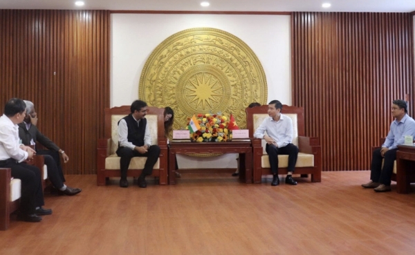 Hình ảnh cho bài viết Tiếp tục nâng cao chất lượng, hiệu quả  công tác thông tin đối ngoại trong tình hình mới trên địa bàn tỉnh 